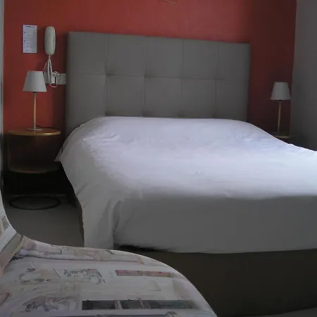 Hotel Du Calvaire 2*