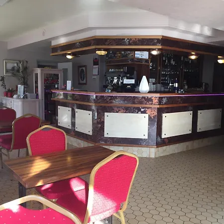 Hotel Du Calvaire Pontchateau