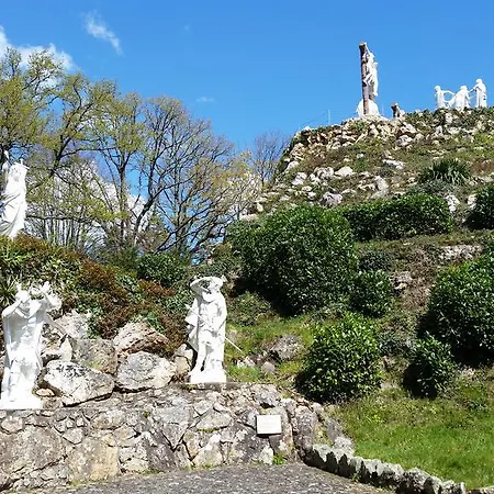 卡尔菲儿酒店 Pontchâteau